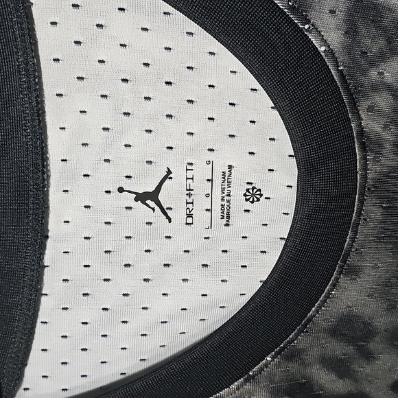 Jordan Mesh Basketball Jersey Black & Gray #23 Size Large NWT - Picture 4 of 12